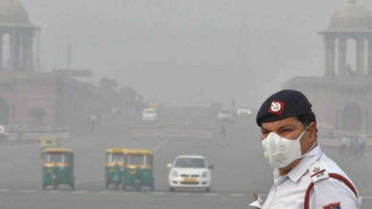 हवा एक बार फिर जहरीली हो गई है दिल्ली-एनसीआर,  राजधानी में लोगों के लिए सांस लेना भी मुश्किल होता जा रहा है...