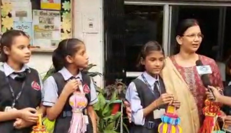 बुधवार  को  लोहिया नगर माउंट कार्मेल स्कूल (गर्ल्स विंग्स) दीपोत्सव धूमधाम से प्रतियोगिता आयोजित की गई... 