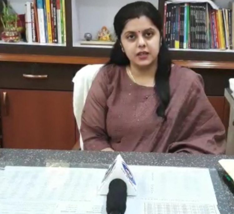 लोहिया नगर माउंट कार्मेल स्कूल में शुक्रवार को रंगोली व घरोंदा प्रतियोगिताओं का आयोजन किया गया।