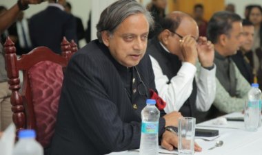 पाकिस्तान को शशि थरूर ने फिर चेताया, कहा- महात्मा गांधी का देश है लेकिन हमला होने पर जवाब देंगे