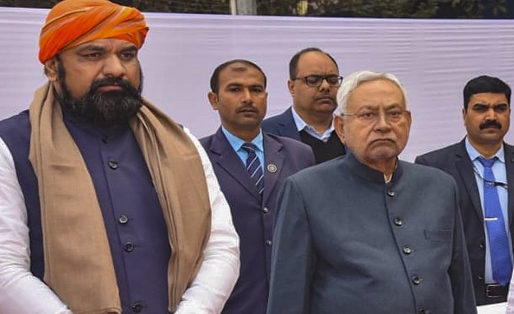 नीतीश कैबिनेट की पहली बैठक में बड़ा फैसला: ‘बिहार आर्टिफिशियल इंटेलिजेंस मिशन’ को हरी झंडी, 25 नई चीनी मिलों और 11 टाउनशिप की योजना भी पास